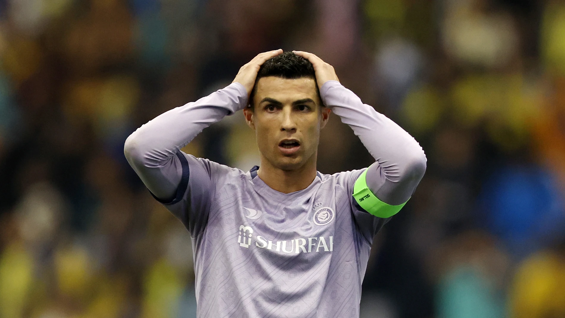 Cristiano Ronaldo se lamenta en un partido con el Al Nassr