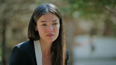 Las desgarradoras palabras de Ceylin ante la tumba de Engin: “Si dejo de estar enfadada conmigo misma, quizás te perdone” 