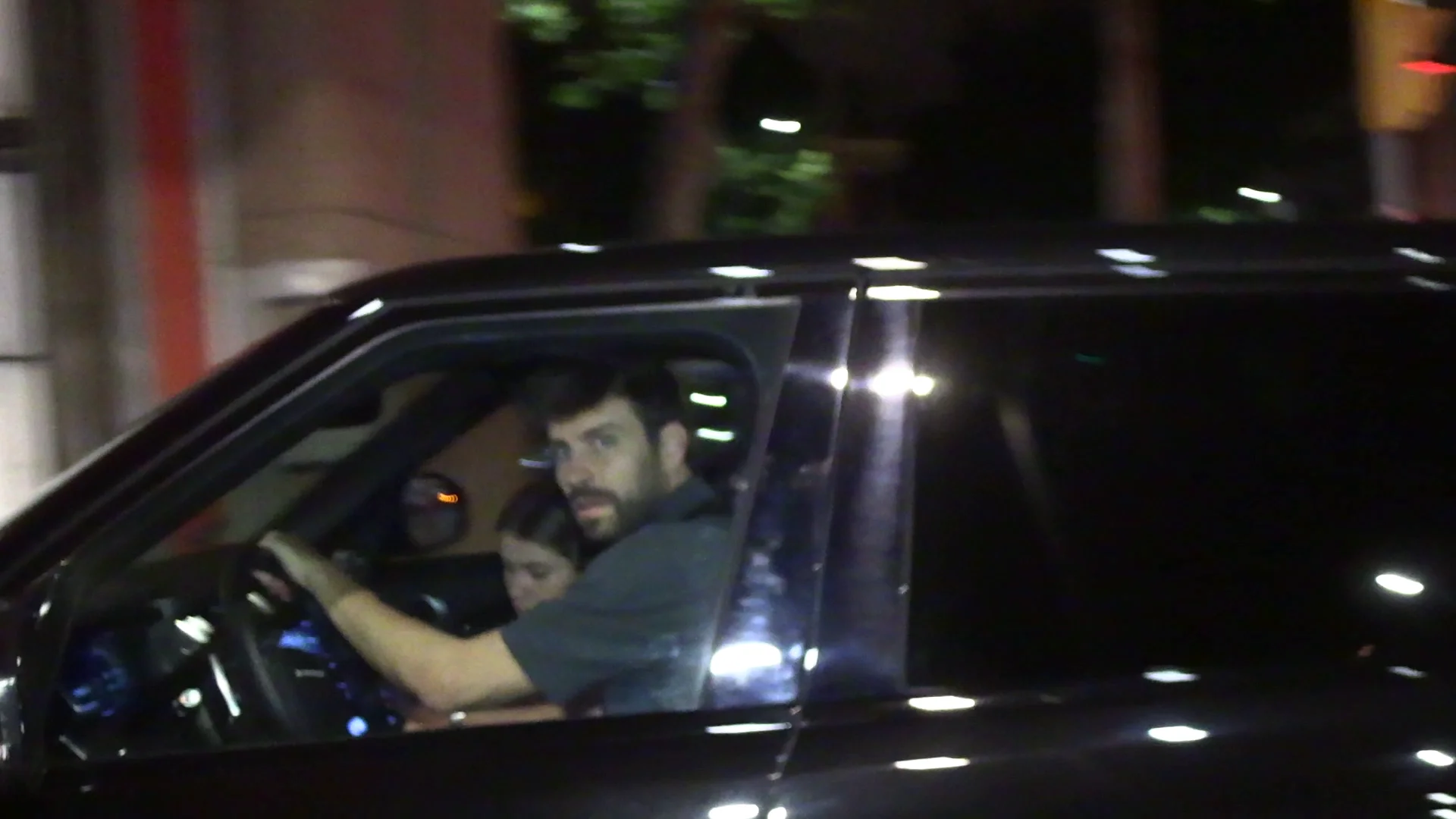 Piqué y Clara Chía Piqué y Clara Chía