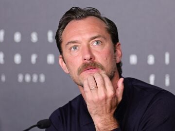 Jude Law presenta 'Firebrand' en el Festival de Cannes