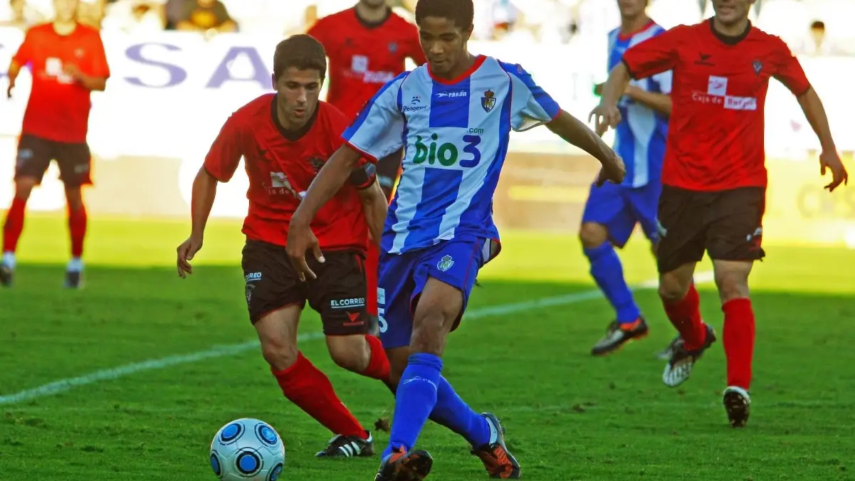 David Garc&iacute;a Mitogo, en un partido de f&uacute;tbol