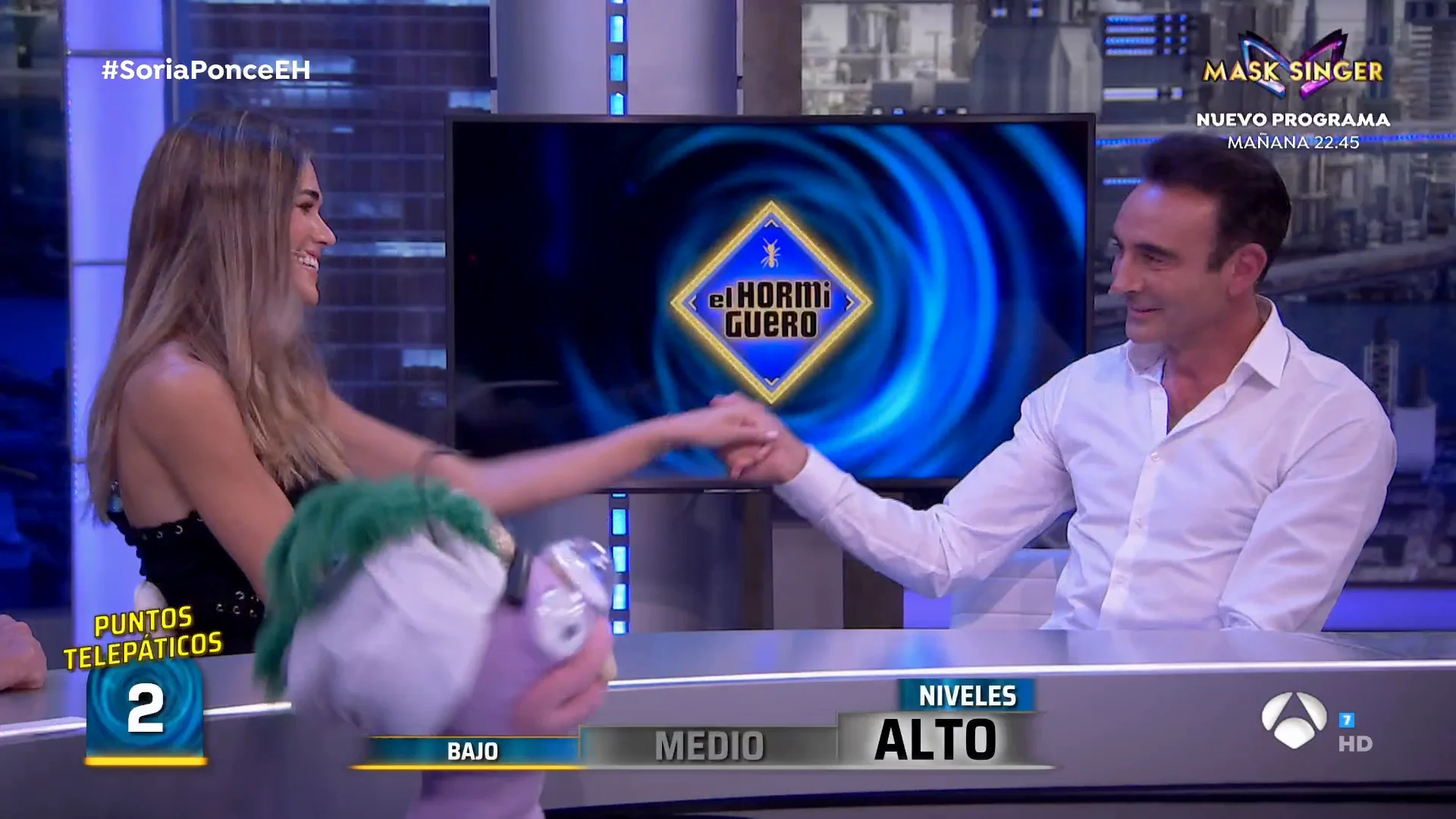 ¡Cosa de telepatía! Enrique Ponce y Ana Soria ponen a prueba su conexión con las hormigas ¡Cosa de telepatía! Enrique Ponce y Ana Soria ponen a prueba su conexión con las hormigas