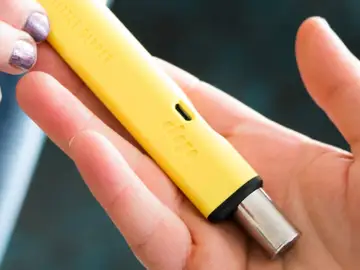 Un vapeador Un vapeador