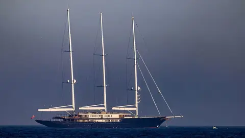 Jeff Bezos estrena un lujoso velero en Mallorca Jeff Bezos estrena un lujoso velero en Mallorca