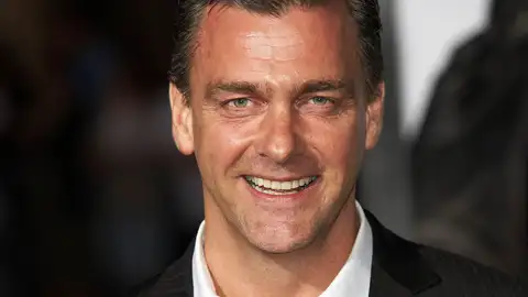 El actor Ray Stevenson