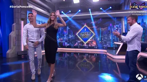 Enrique Ponce y Ana Soria en 'El Hormiguero' Enrique Ponce y Ana Soria en 'El Hormiguero'