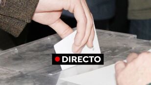 Una urna de votaci&oacute;n 