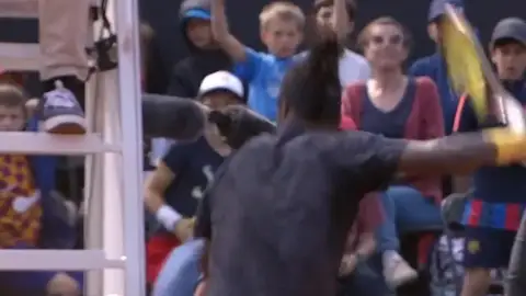 Momento de la ida de olla de Mikael Ymer Momento de la ida de olla de Mikael Ymer