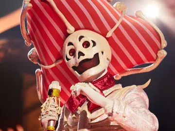 Esqueleto se vuelve ‘Loco’ y se deja la piel en ‘Mask Singer’ Esqueleto se vuelve ‘Loco’ y se deja la piel en ‘Mask Singer’