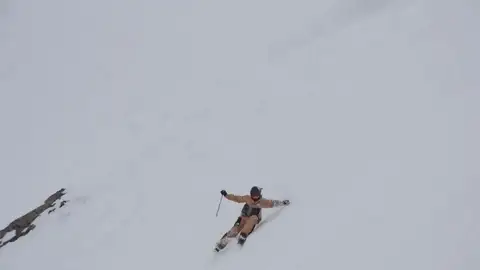 El snowboarder Lucas Muñoz