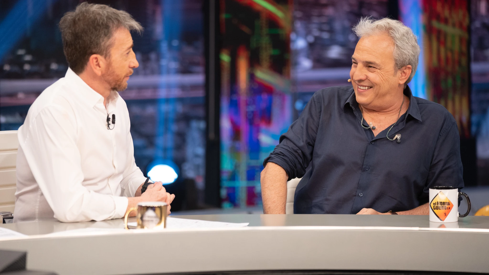 Los Hombres G hablan sobre c&oacute;mo vivieron sus primeros a&ntilde;os: "Toc&aacute;bamos en un mar de sujetadores"