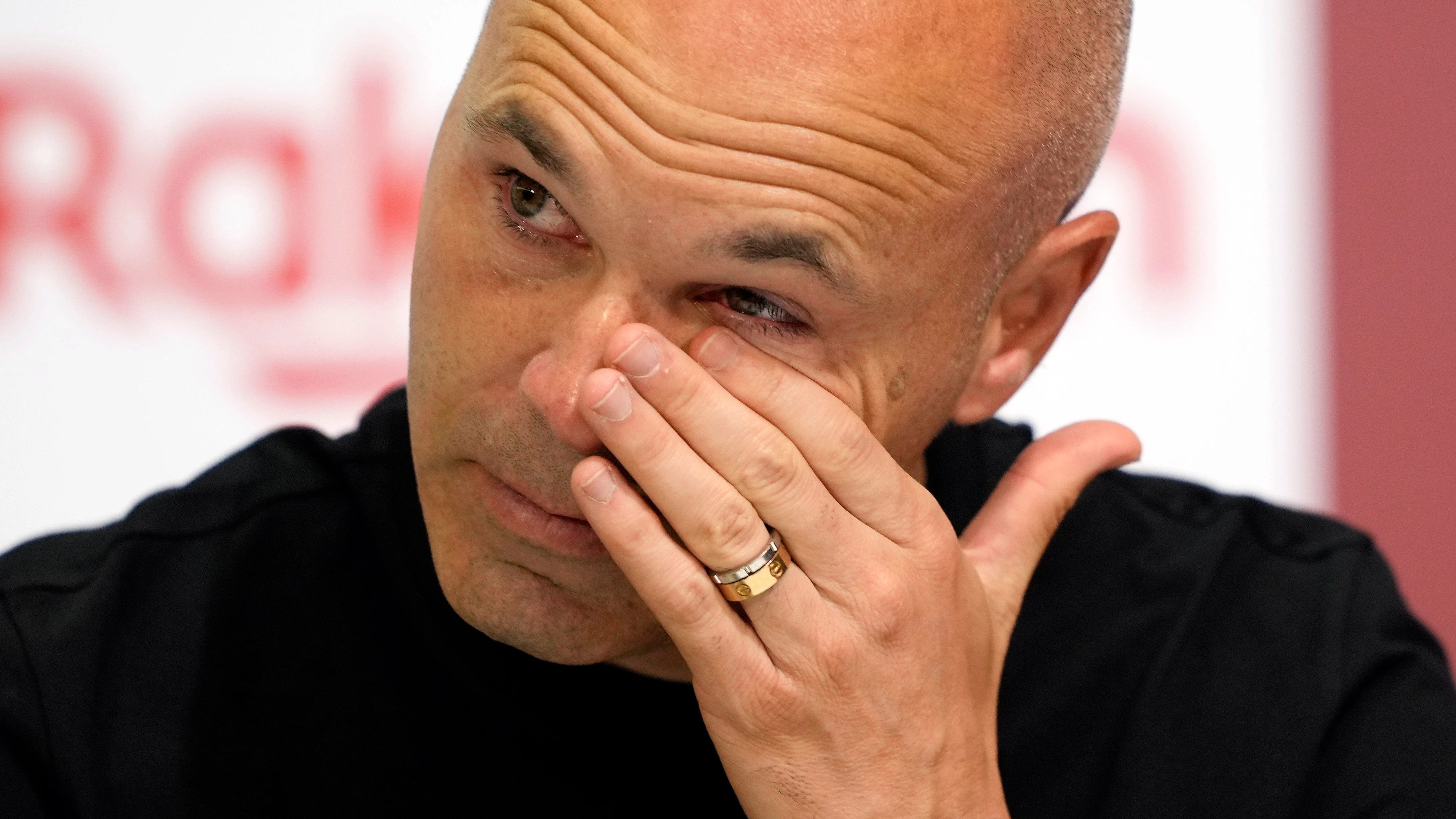 Andr&eacute;s Iniesta, en la rueda de prensa en la que ha anunciado su adi&oacute;s al Vissel Kobe