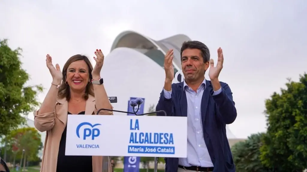 La candidata del PP a la Alcaldía de València, Maria José Catalá, y el candidato 'popular' a la Presidencia de la Generalitat, Carlos Mazón La candidata del PP a la Alcaldía de València, Maria José Catalá, y el candidato 'popular' a la Presidencia de la Generalitat, Carlos Mazón