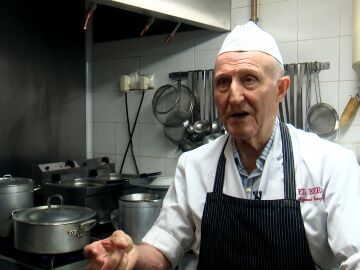 Miguel González, el hostelero más longevo de Madrid