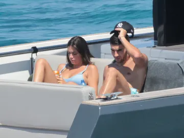 Sira Martínez y Ferrán Torres en sus vacaciones Sira Martínez y Ferrán Torres en sus vacaciones