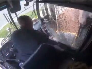 Conductor dispara al pasajero