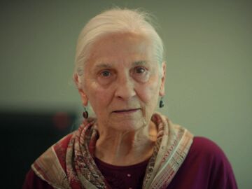 Esta noche en &lsquo;Hermanos&rsquo;: La se&ntilde;ora Sevci se cuela en el Ataman&hellip; &iexcl;Y les toma el pelo a Emir y a Tolga!