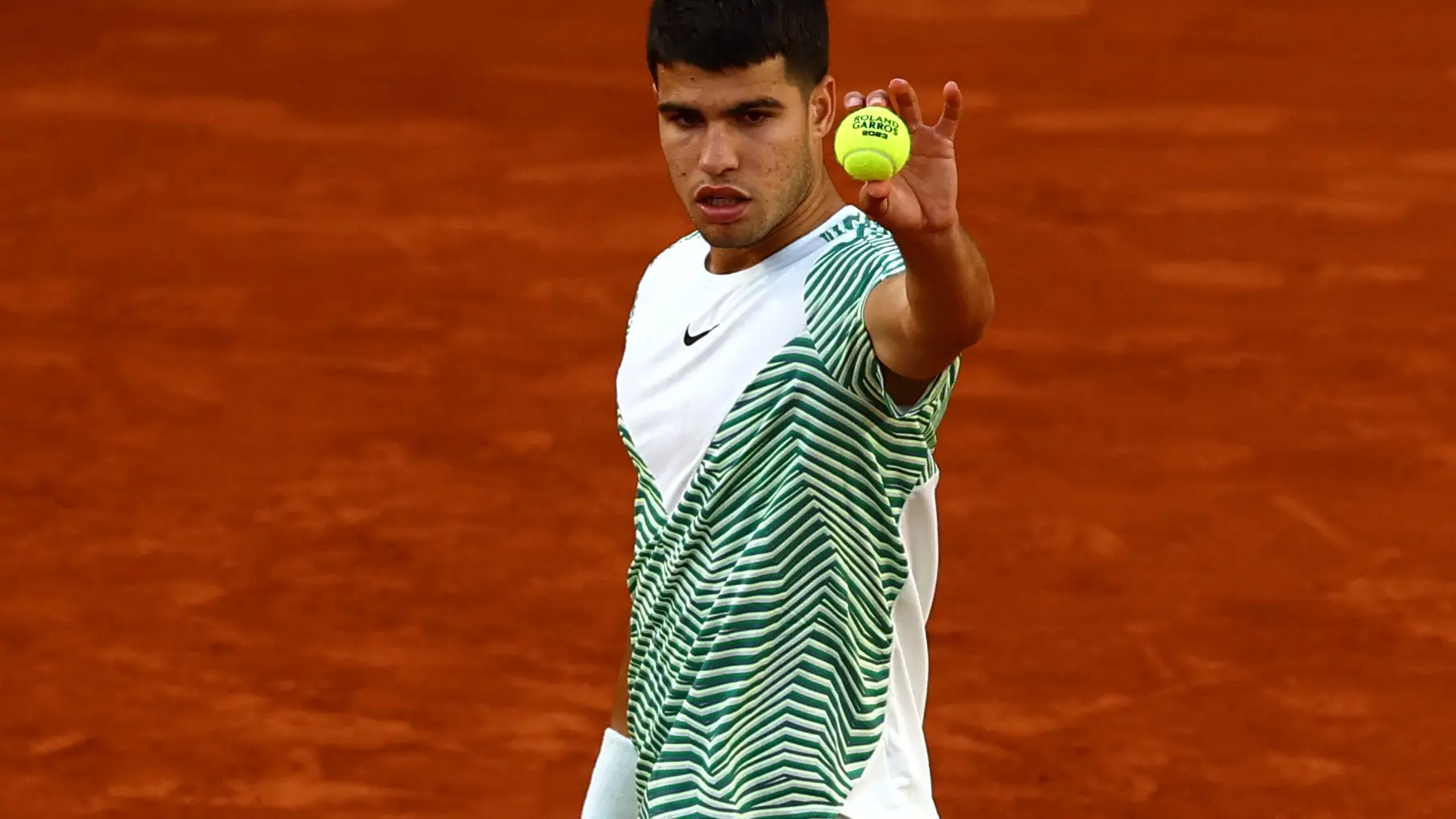 Carlos Alcaraz, en su estreno en Roland Garros Carlos Alcaraz, en su estreno en Roland Garros