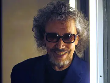 El famoso peluquero catalán Lluís Llongueras El famoso peluquero catalán Lluís Llongueras
