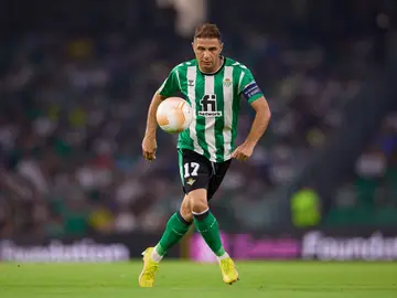 Las bonitas palabras de las leyendas del fútbol para Joaquín: "Era capaz de levantarte un estadio" Las bonitas palabras de las leyendas del fútbol para Joaquín: "Era capaz de levantarte un estadio"