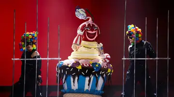 Cupcake saca su lado más canalla con ‘Amante Bandido’ en ‘Mask Singer’ 