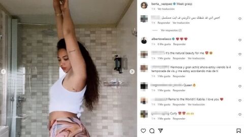Berta Vázquez bailando en el baño