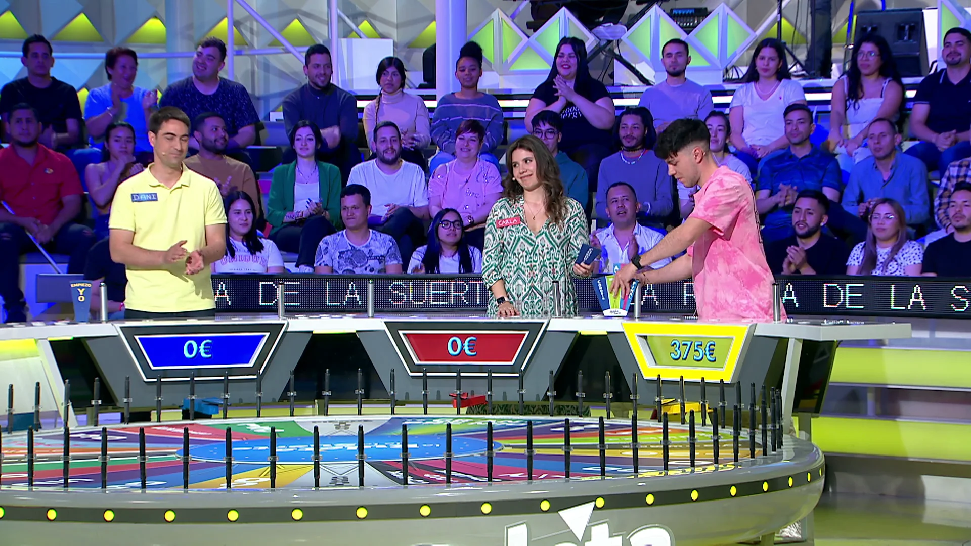 Aitor roba todos los gajos a Carla antes de la final: ¡La venganza se sirve en plato frío!