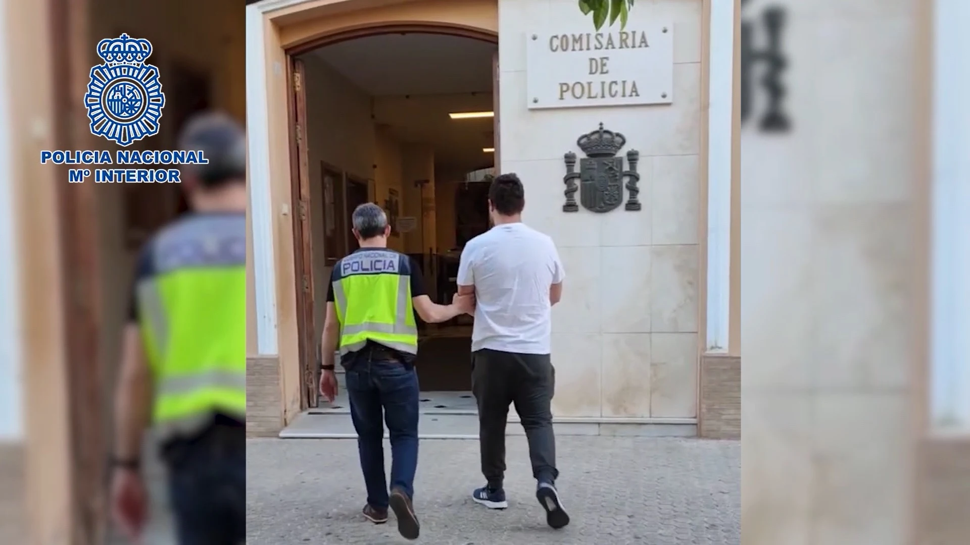 Hombre detenido Hombre detenido
