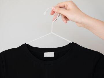 Camiseta negra