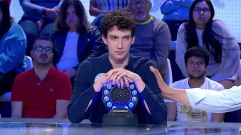 Fernando tampoco se libra: la efusividad de Romay… ¡casi desmonta al concursante! Fernando tampoco se libra: la efusividad de Romay… ¡casi desmonta al concursante!