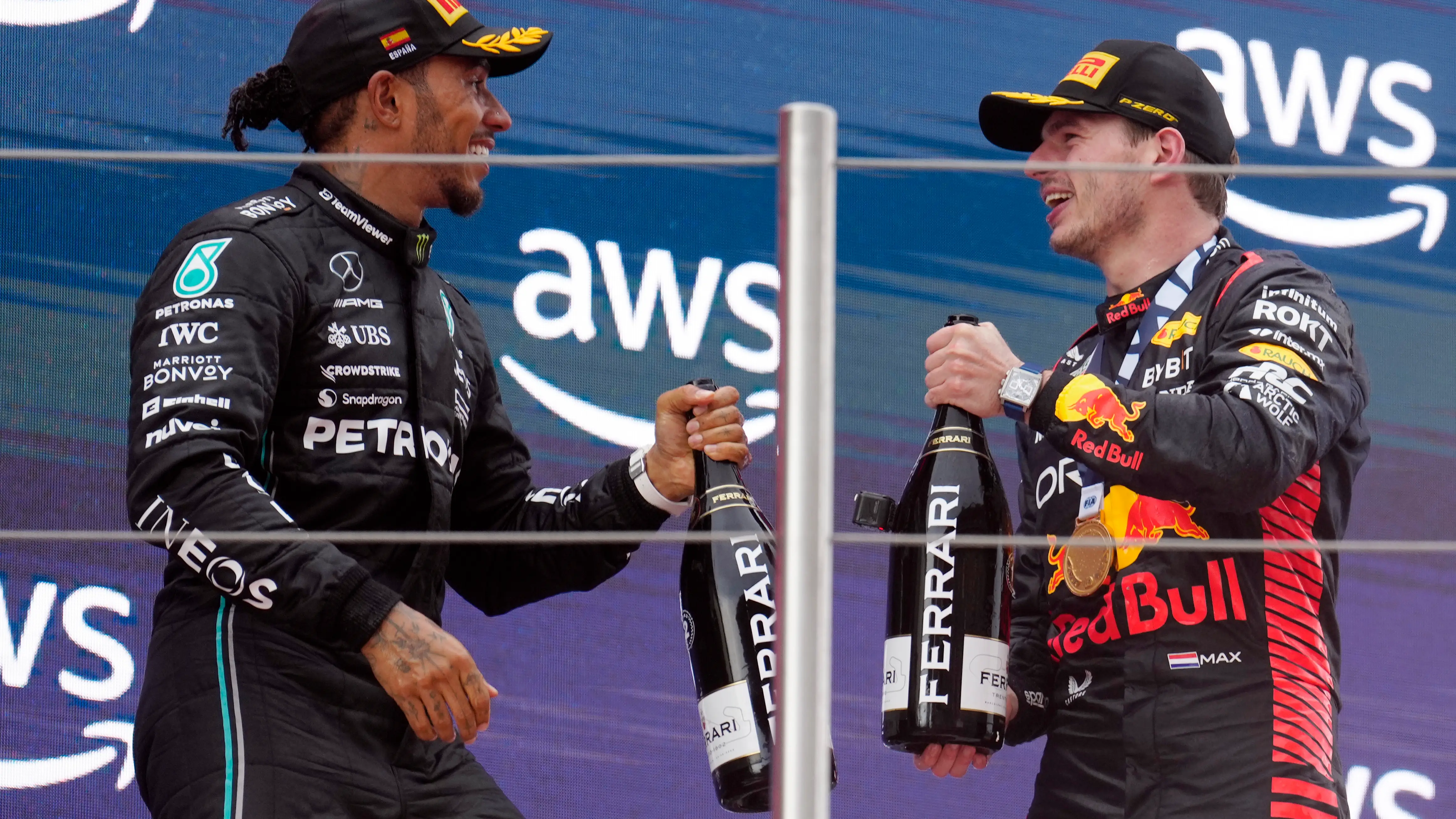 Hamilton y Verstappen celebra en el podio del GP de Montmeló Hamilton y Verstappen celebra en el podio del GP de Montmeló