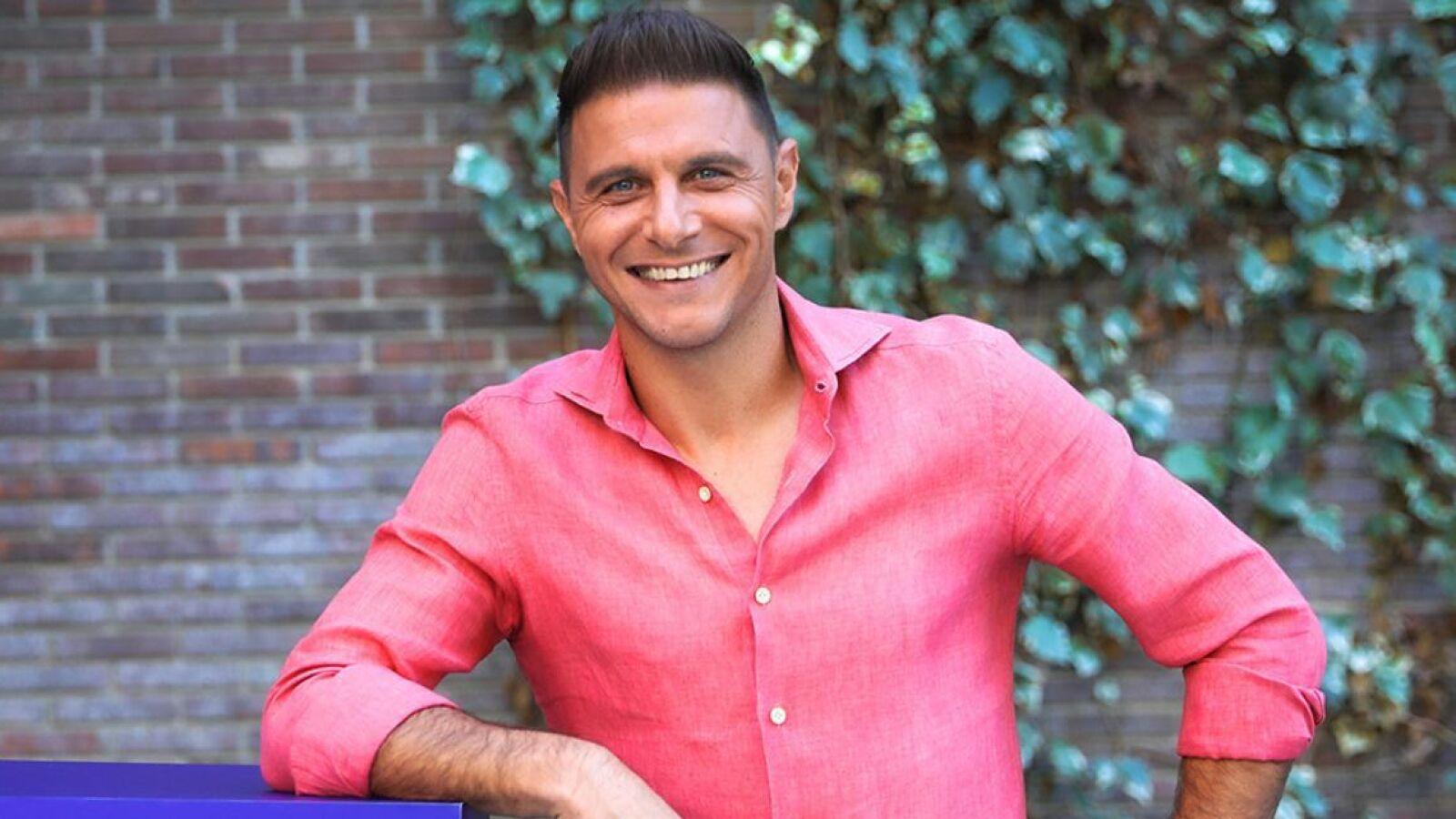 Los mejores momentos de Joaquín Sánchez, futbolista y showman: del 'Hulio' y la raqueta a sus bailes en el vestuario