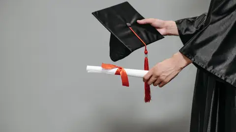 Imagen de archivo de una graduación Imagen de archivo de una graduación