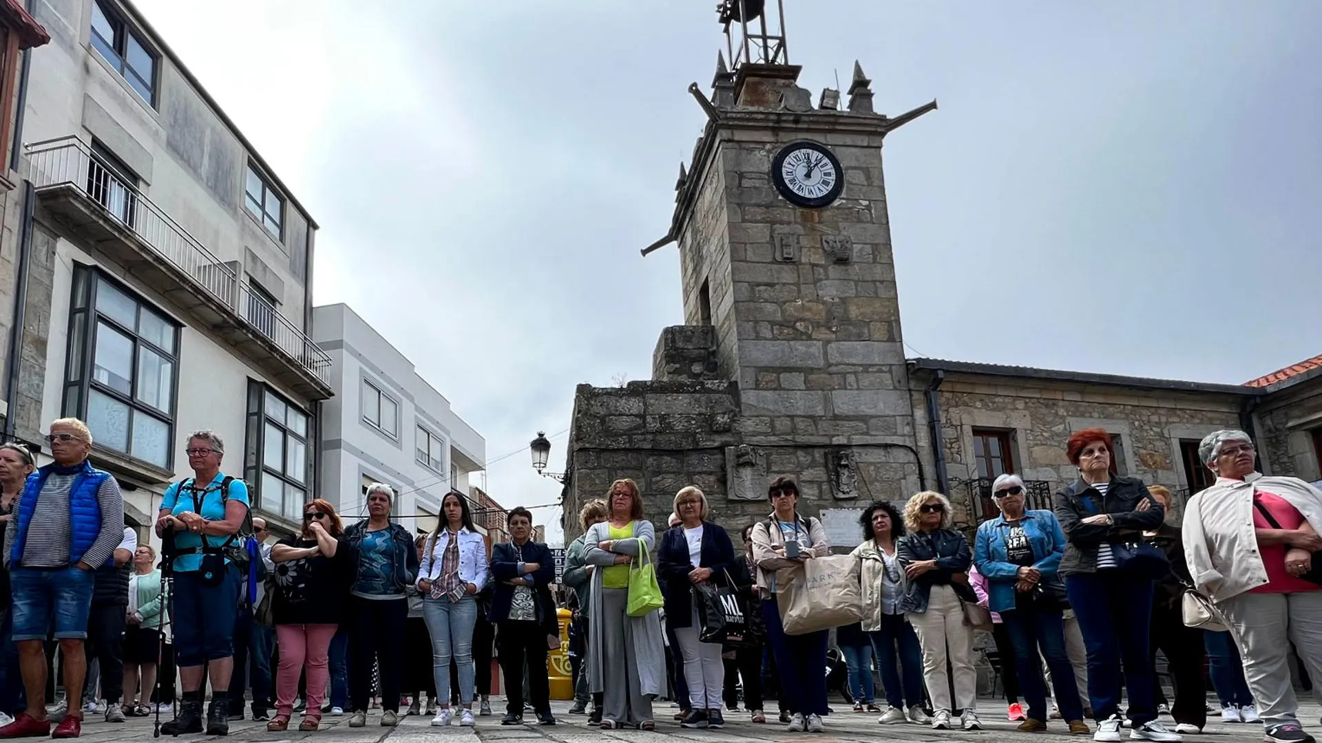Concentraci&oacute;n en A Guarda (Pontevedra) en repulsa por el crimen machista de Ana Vanesa