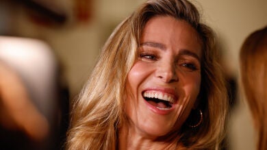 Elsa Pataky celebra eufórica junto a Chris Hemsworth la victoria de España en el Mundial