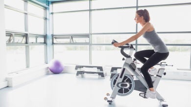 Trucos para saber cómo ajustar la bicicleta en spinning