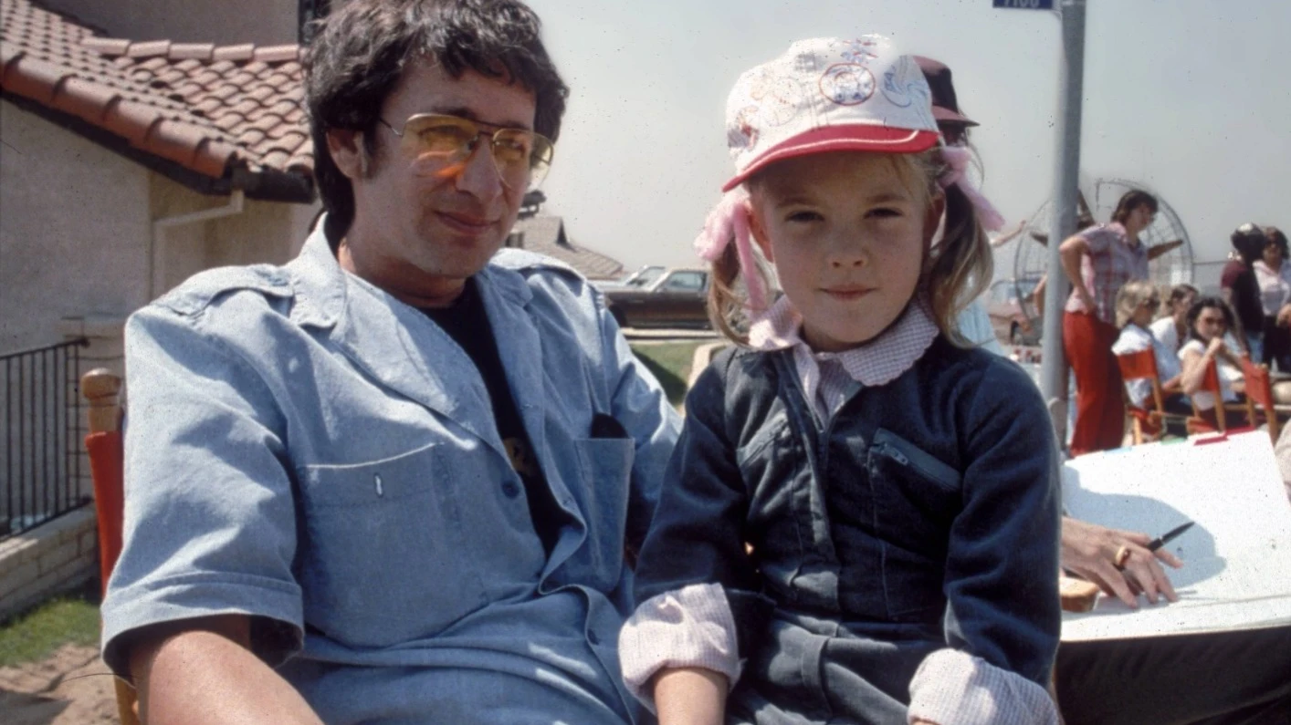 Steven Spielberg y Drew Barrymore en el rodaje de 'ET'