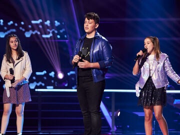 Ibone, Joel y Layna crean un gran musical en el escenario de &lsquo;La Voz Kids&rsquo; con &lsquo;Rewrite the stars&rsquo;
