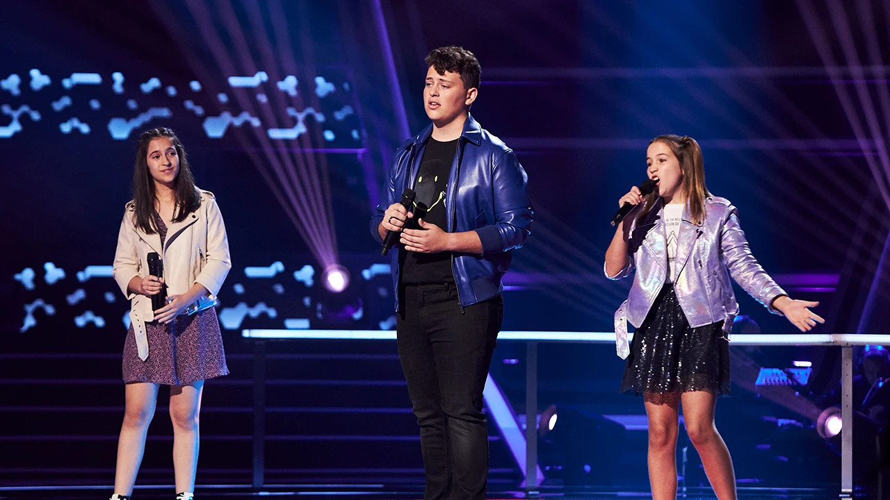 Ibone, Joel y Layna crean un gran musical en el escenario de &lsquo;La Voz Kids&rsquo; con &lsquo;Rewrite the stars&rsquo;