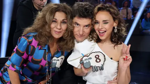 El brutal troleo de Manel Fuentes a Chenoa: "Le tocó una cobra una vez..." El brutal troleo de Manel Fuentes a Chenoa: "Le tocó una cobra una vez..."