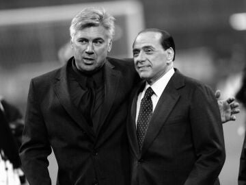Carlo Ancelotti y Silvio Berlusconi