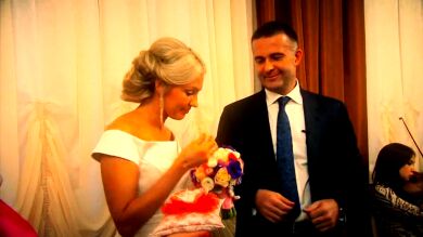 Más de 4.000 bodas previstas para el día de las elecciones generales del 23J... ¿Son citas incompatibles?