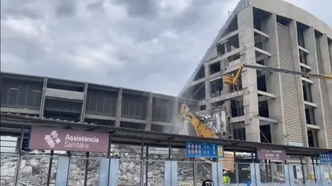 Imagen de la demolición del Camp Nou
