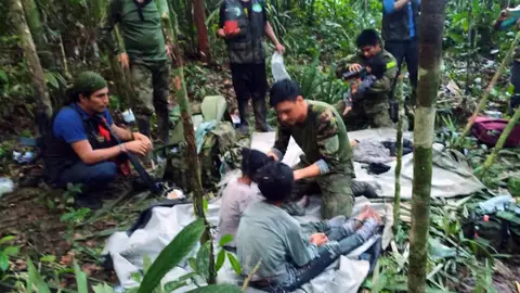 Niños encontrados en la selva