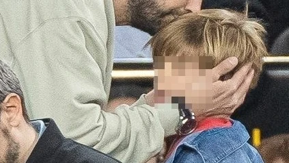 Piqué y su hijo Sasha Piqué y su hijo Sasha