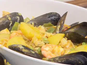 La receta para triunfar de Karlos Arguiñano: cazuela de merluza y marisco La receta para triunfar de Karlos Arguiñano: cazuela de merluza y marisco
