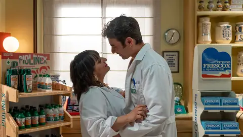 Un 'Sí, quiero' cargado de emociones: Hugo le pide matrimonio a Rocío con una preciosa declaración de amor Un 'Sí, quiero' cargado de emociones: Hugo le pide matrimonio a Rocío con una preciosa declaración de amor