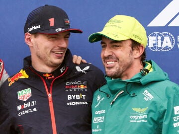 Max Verstappen y Fernando Alonso tras la qualy del GP de Canadá