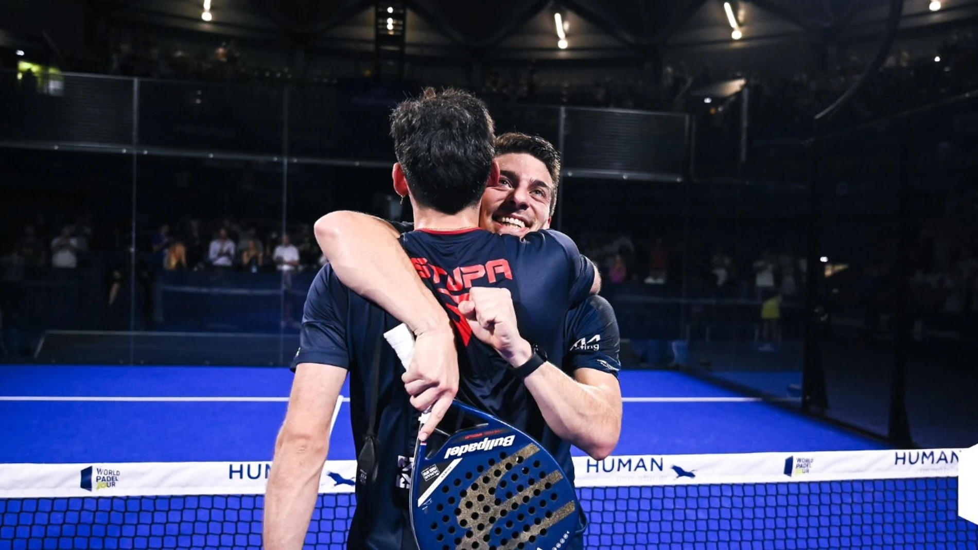 Di Nenno y Stupaczuk celebran su victoria en el French Padel Open