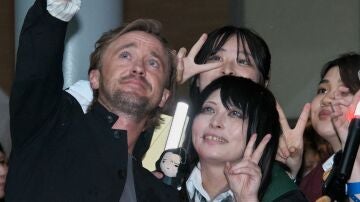 Tom Felton con fans de 'Harry Potter'
